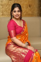 Aishwarya Holakkal Gallery